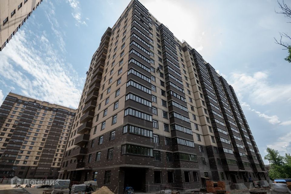 Продаётся 1-комнатная квартира, 54.9 м²