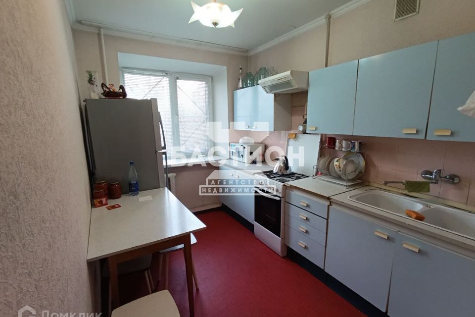 Продаётся 4-комнатная квартира, 79.4 м²