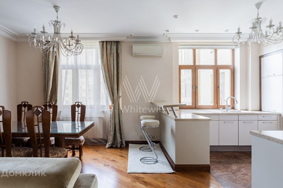 Сдаётся 4-комнатная квартира, 119 м²