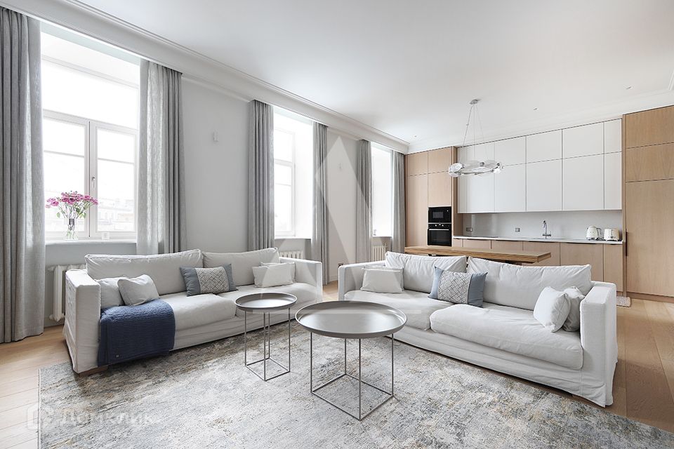Продаётся 5-комнатная квартира, 183.8 м²