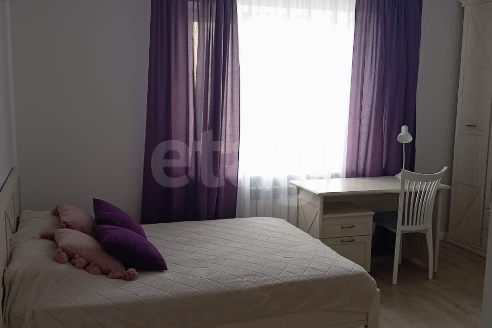 Продаётся 1-комнатная квартира, 42.3 м²