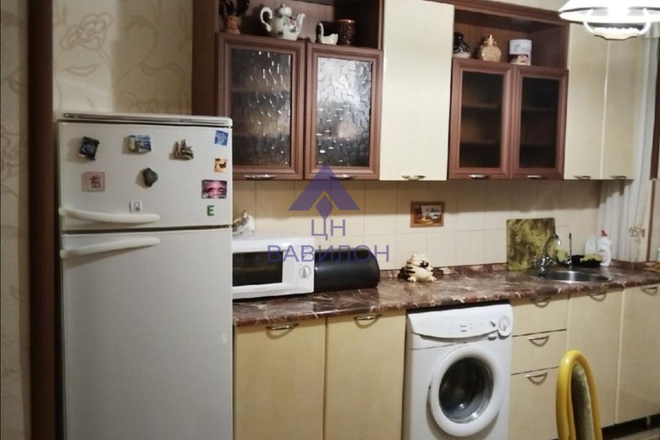 Сдаётся 3-комнатная квартира, 94 м²