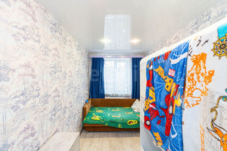 Продаётся 3-комнатная квартира, 57.3 м²