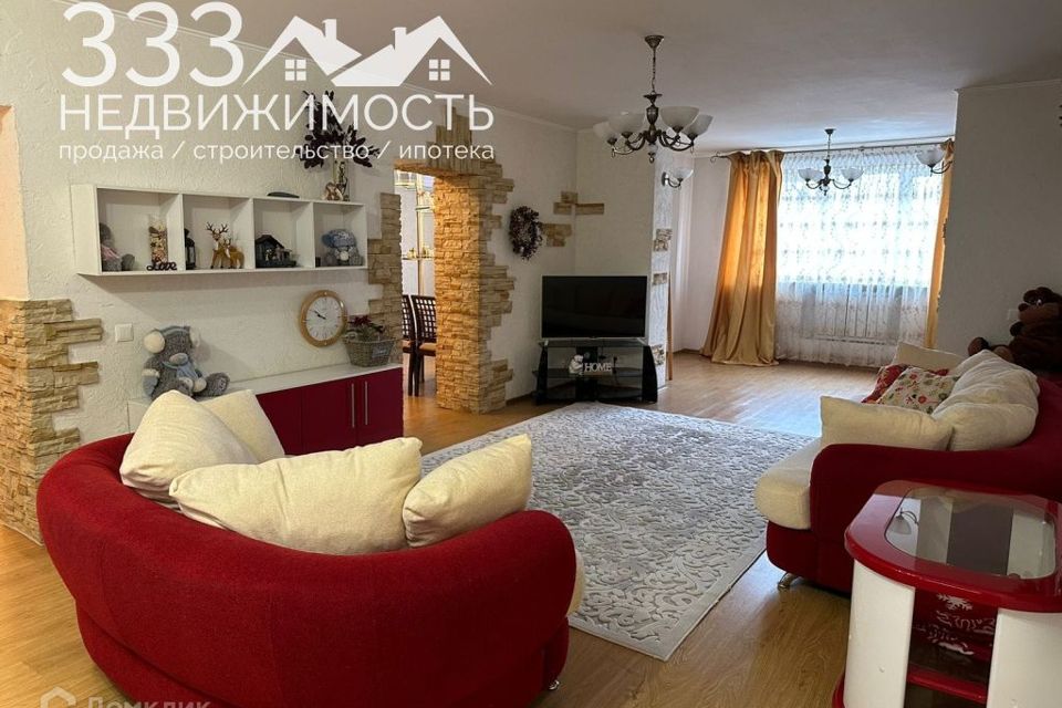 Продаётся 5-комнатная квартира, 170 м²