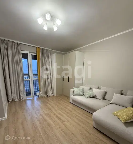 Продаётся 2-комнатная квартира, 56.7 м²
