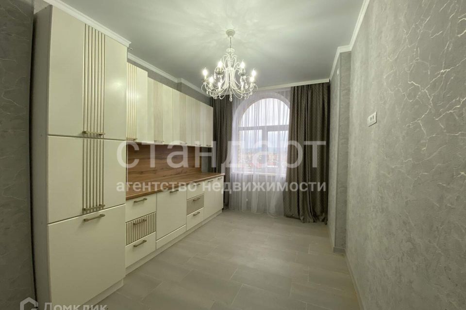 Продаётся 2-комнатная квартира, 55.7 м²