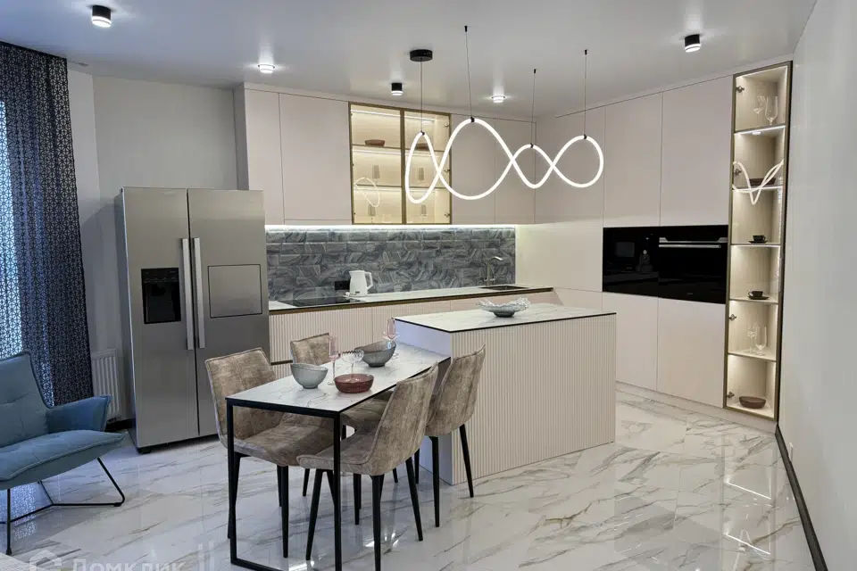 Продаётся 2-комнатная квартира, 64.2 м²