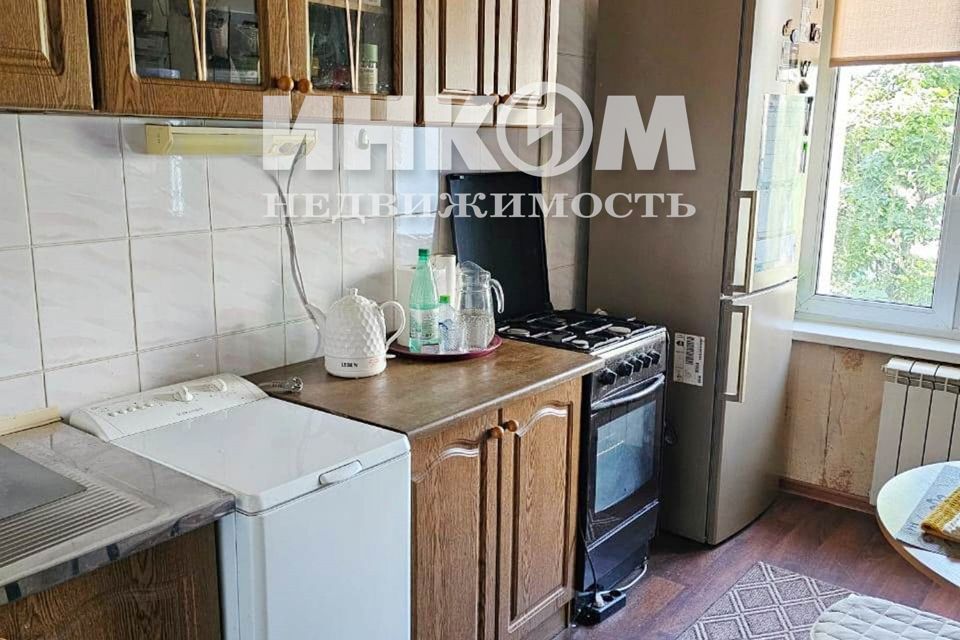 Продаётся 2-комнатная квартира, 37.4 м²