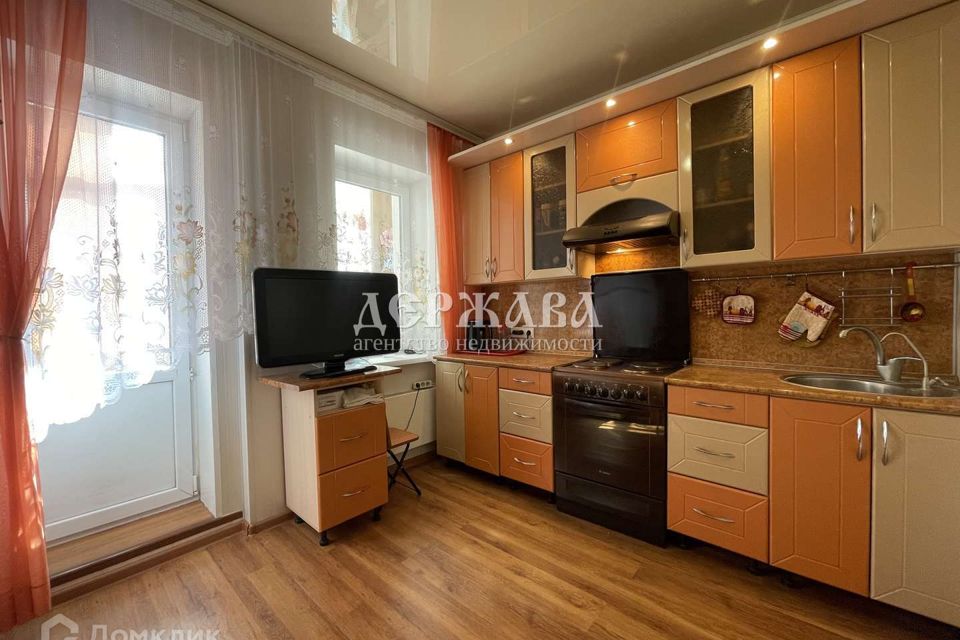Продаётся 1-комнатная квартира, 41.5 м²