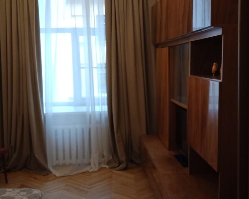 Сдаётся 2-комнатная квартира, 67.3 м²