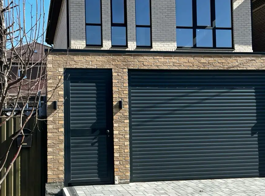 Продаётся 3-этажный дом, 270 м²