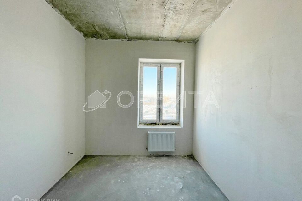 Продаётся 1-комнатная квартира, 74 м²