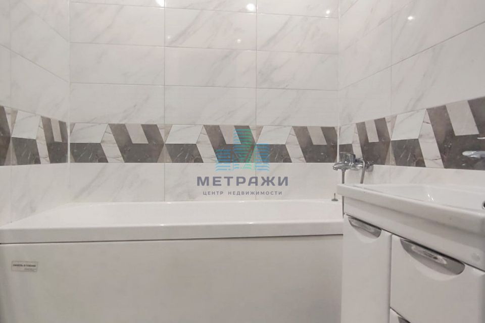 Продаётся 1-комнатная квартира, 40.7 м²