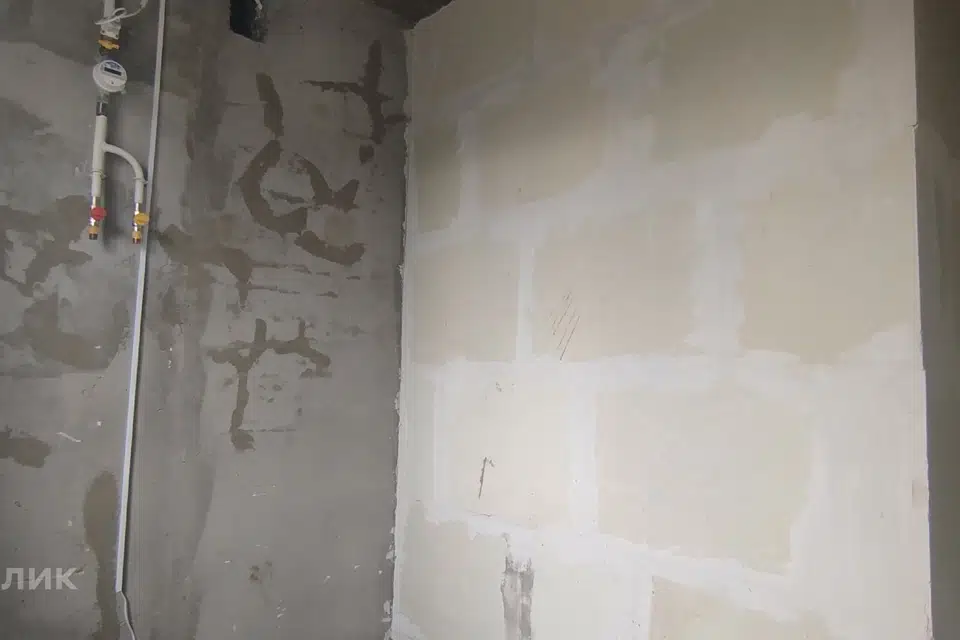Продаётся 3-комнатная квартира, 56.9 м²