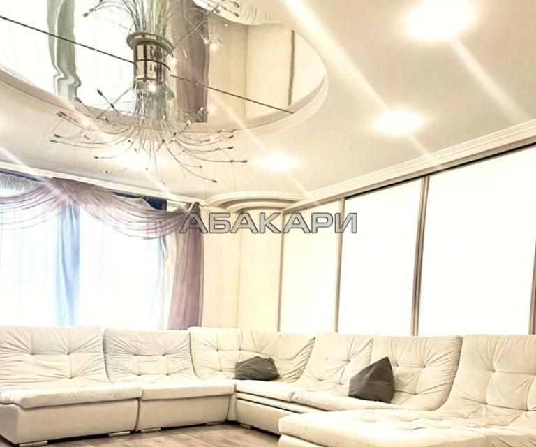 Сдаётся 2-комнатная квартира, 92 м²