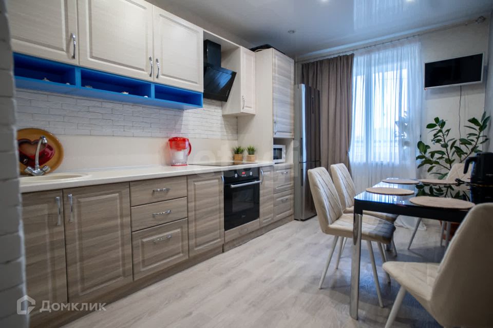 Продаётся 3-комнатная квартира, 76.9 м²