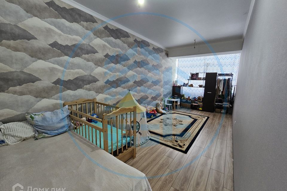 Продаётся 1-комнатная квартира, 55.8 м²