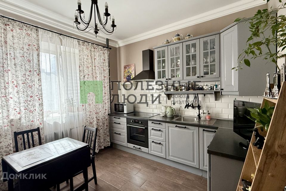 Продаётся 1-комнатная квартира, 39.7 м²
