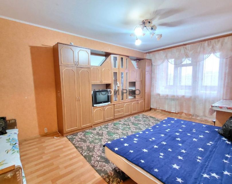 Продаётся 1-комнатная квартира, 36.7 м²