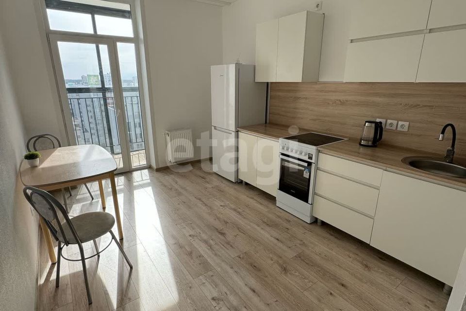 Продаётся 1-комнатная квартира, 38.3 м²