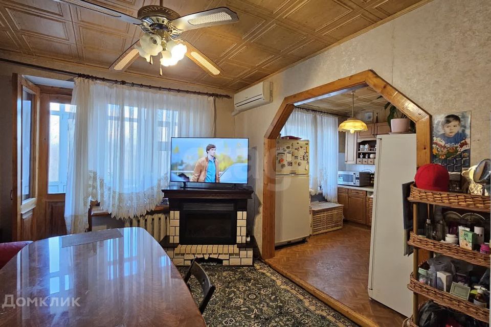 Продаётся 2-комнатная квартира, 80.7 м²
