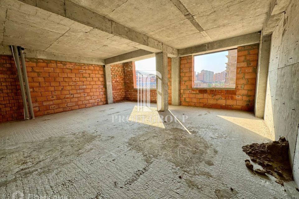 Продаётся 2-комнатная квартира, 90 м²
