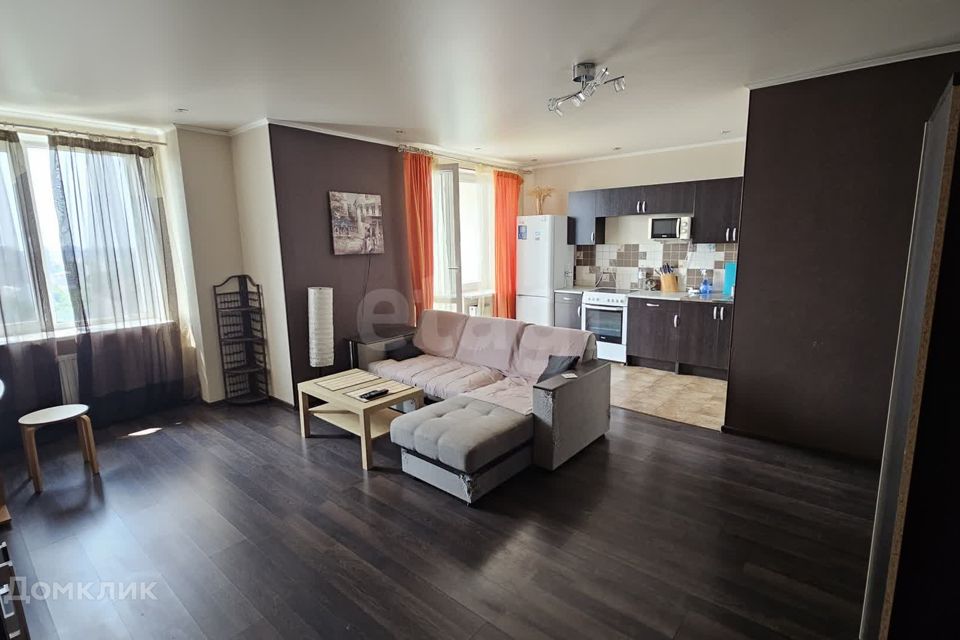 Продаётся 1-комнатная квартира, 43.6 м²