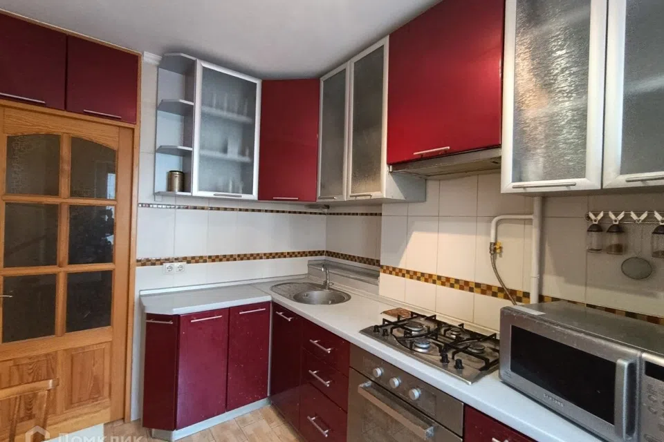 Продаётся 3-комнатная квартира, 60 м²
