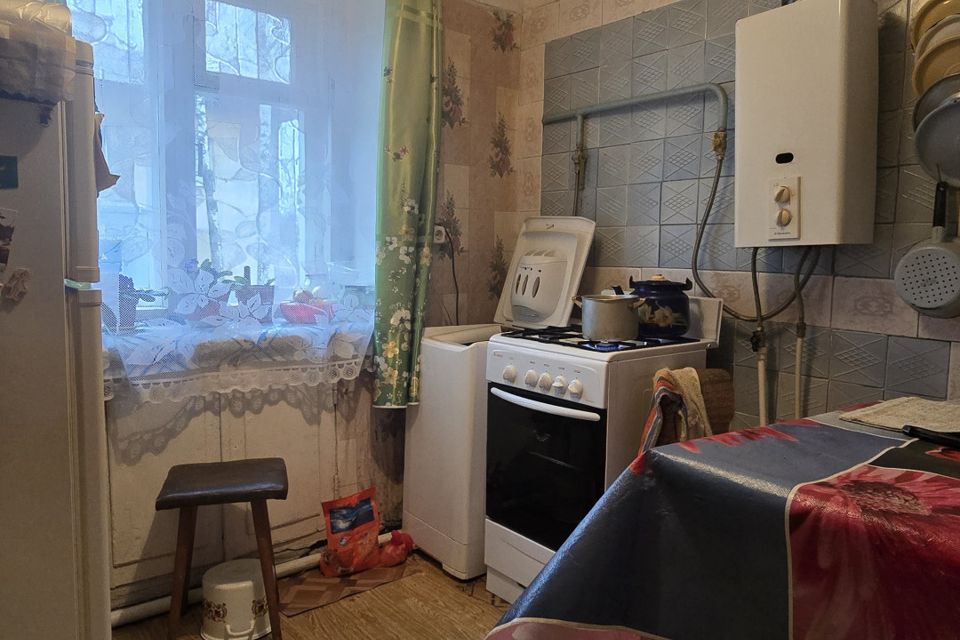 Продаётся 3-комнатная квартира, 57.5 м²