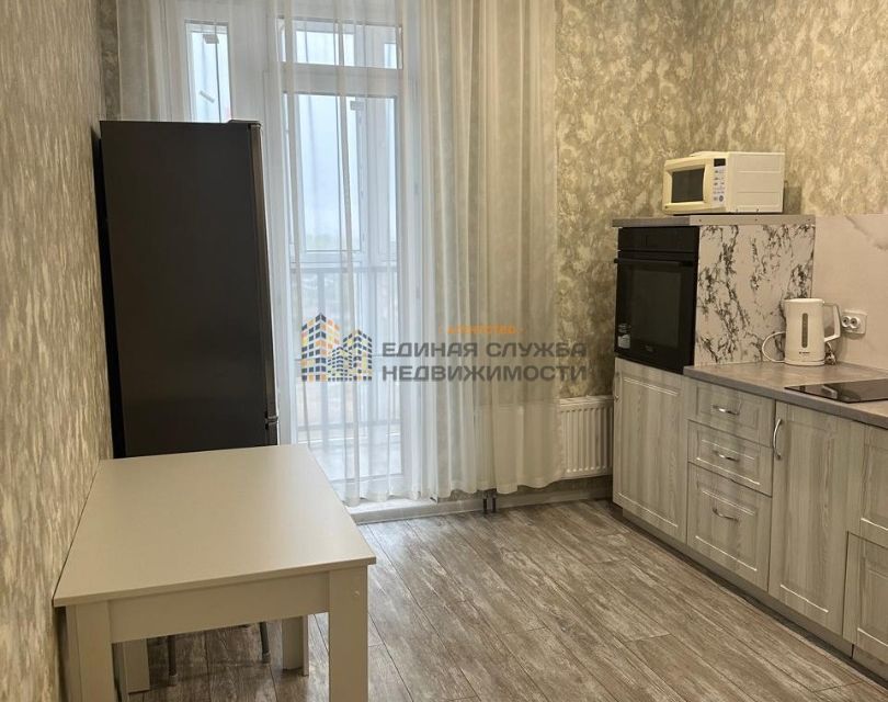 Сдаётся 1-комнатная квартира, 38 м²