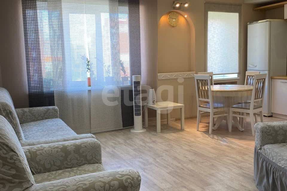 Продаётся 3-комнатная квартира, 68.2 м²