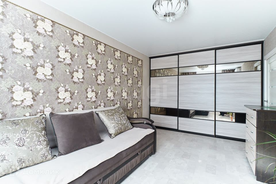 Продаётся 2-комнатная квартира, 49.6 м²