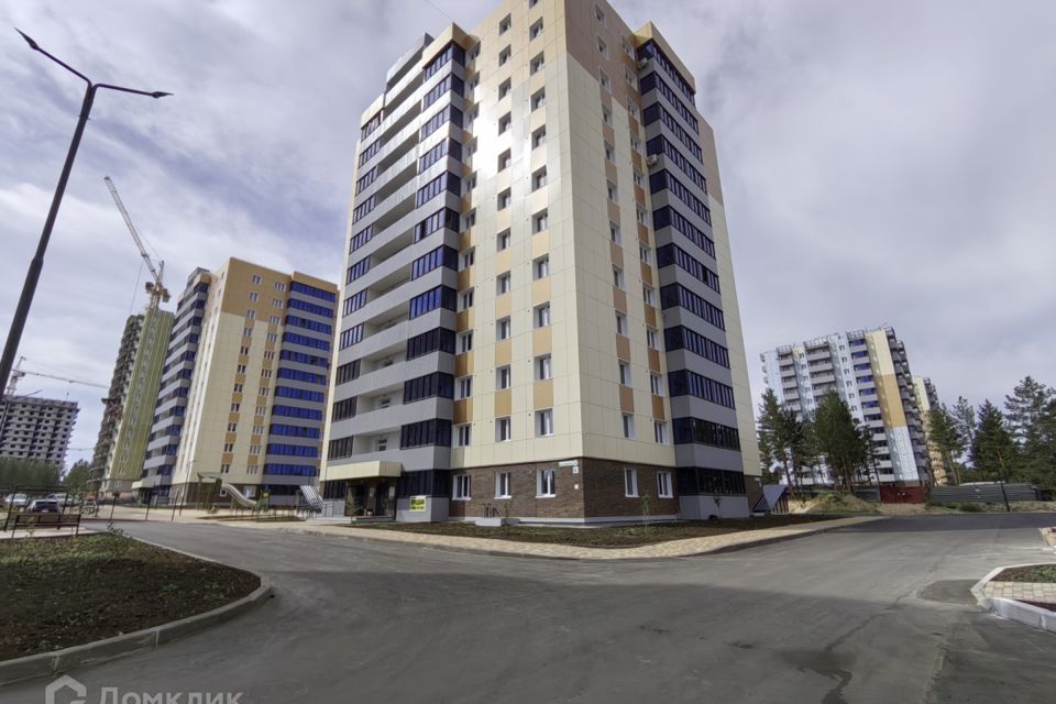 Продаётся 2-комнатная квартира, 72.76 м²