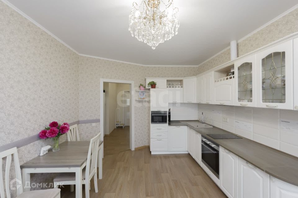 Продаётся 2-комнатная квартира, 61.1 м²