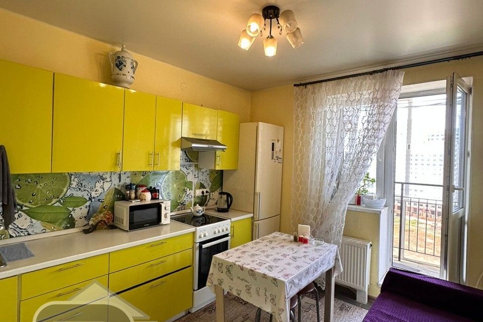 Продаётся 1-комнатная квартира, 38 м²