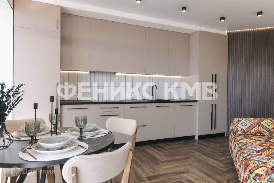 Продаётся 1-комнатная квартира, 70 м²