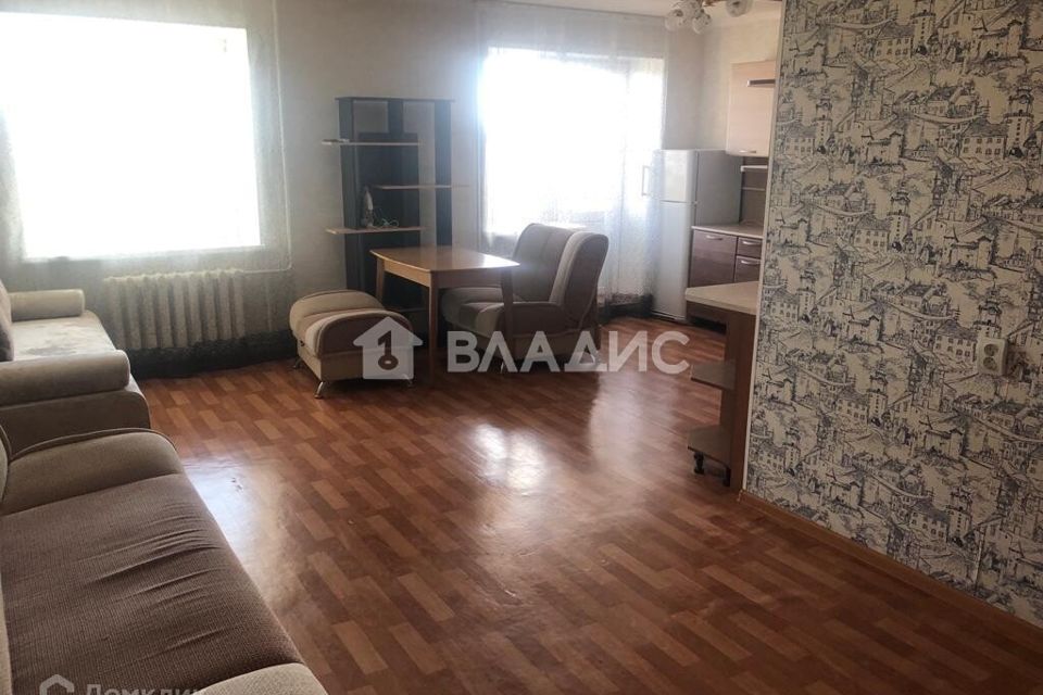 Продаётся 1-комнатная квартира, 42.4 м²