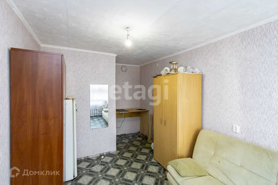 Продаётся комната в 4-комн. квартире, 13.8 м²