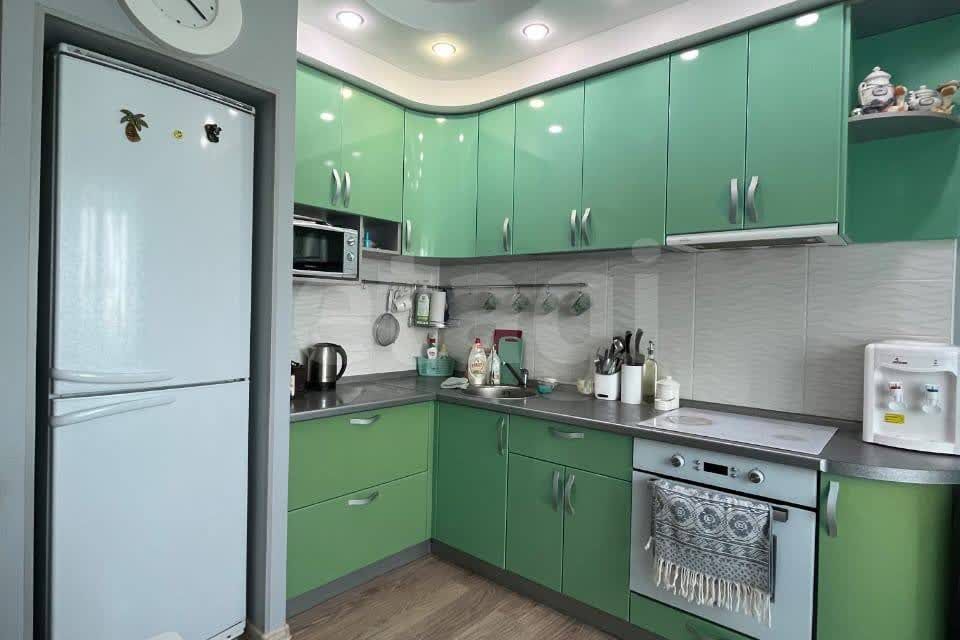 Сдаётся 2-комнатная квартира, 76 м²