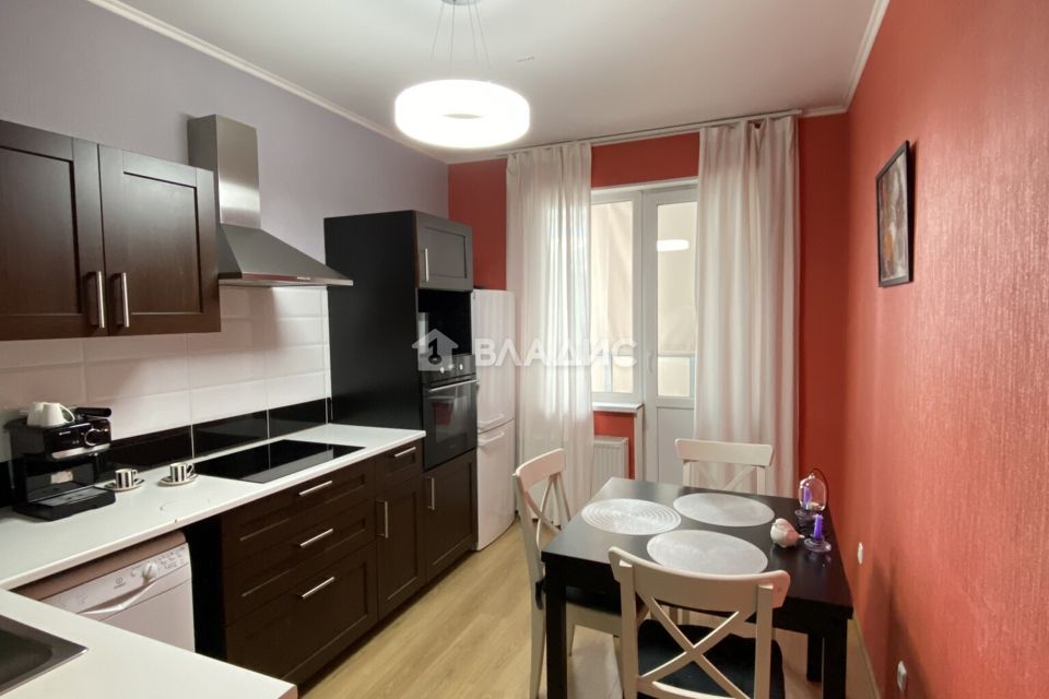 Продаётся 3-комнатная квартира, 70.9 м²