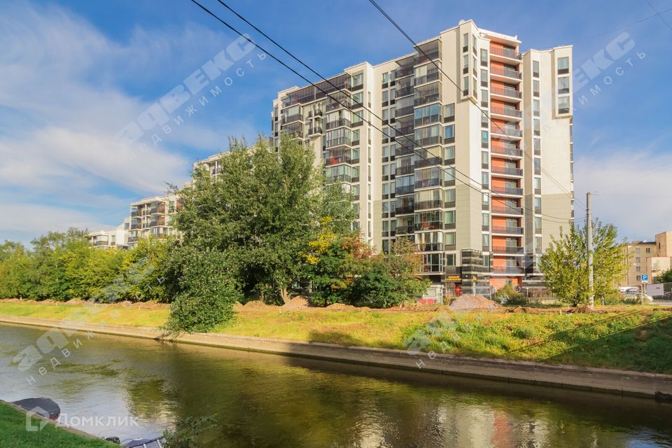 Продаётся 2-комнатная квартира, 76.4 м²