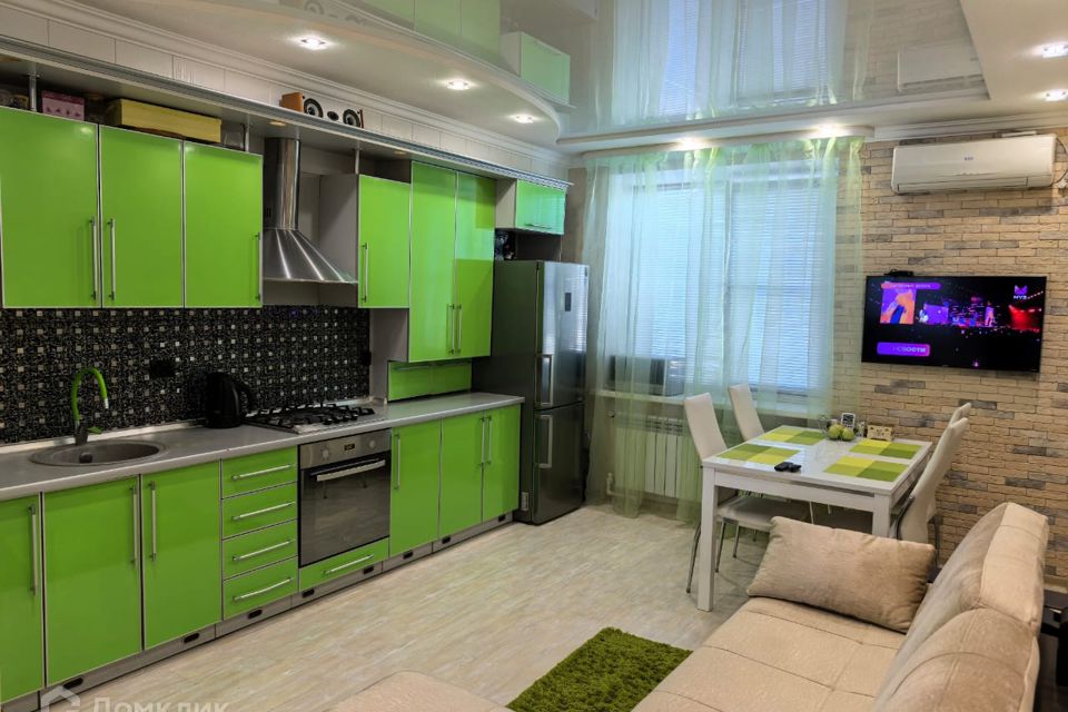 Продаётся 2-комнатная квартира, 55.8 м²
