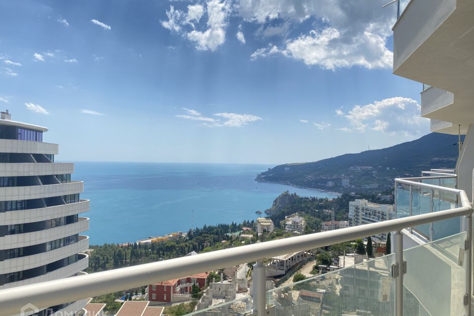 Продаётся 2-комнатная квартира, 60.4 м²