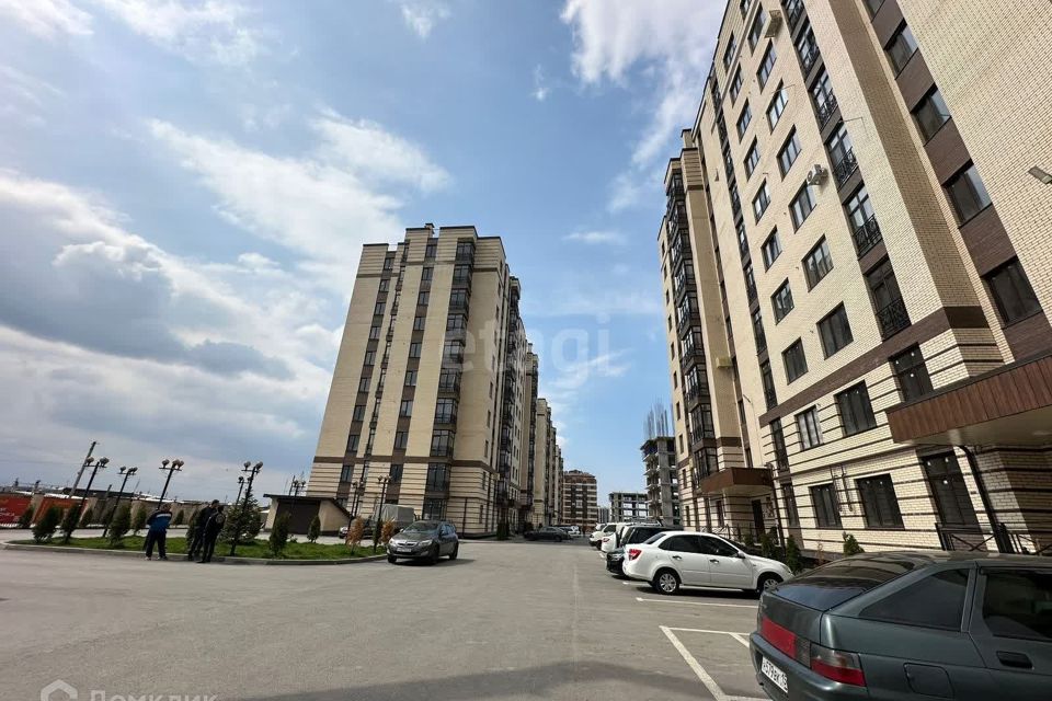 Продаётся 1-комнатная квартира, 55 м²