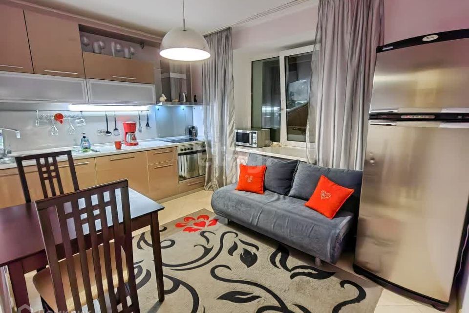 Продаётся 1-комнатная квартира, 39.6 м²