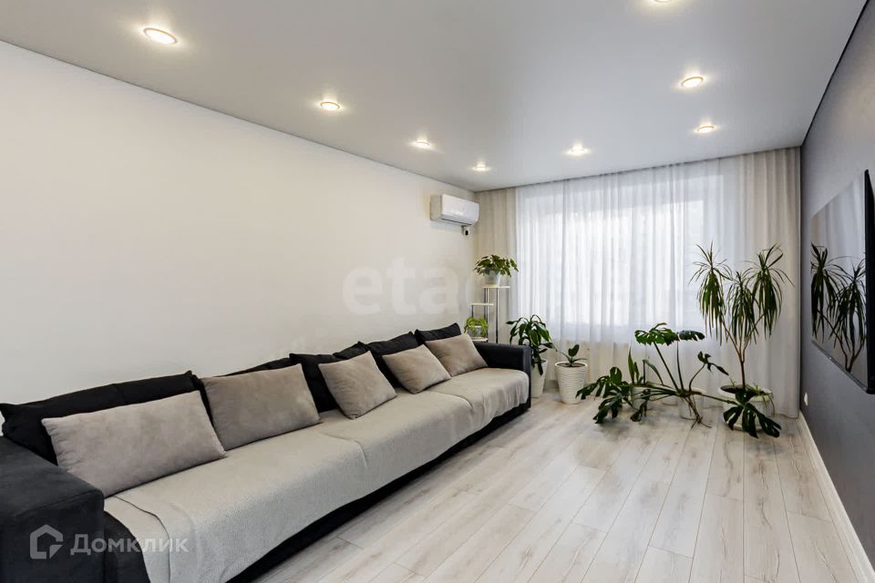 Продаётся 3-комнатная квартира, 93.2 м²