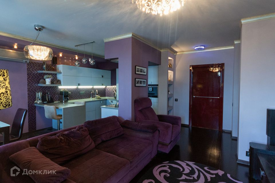 Продаётся 4-комнатная квартира, 94 м²