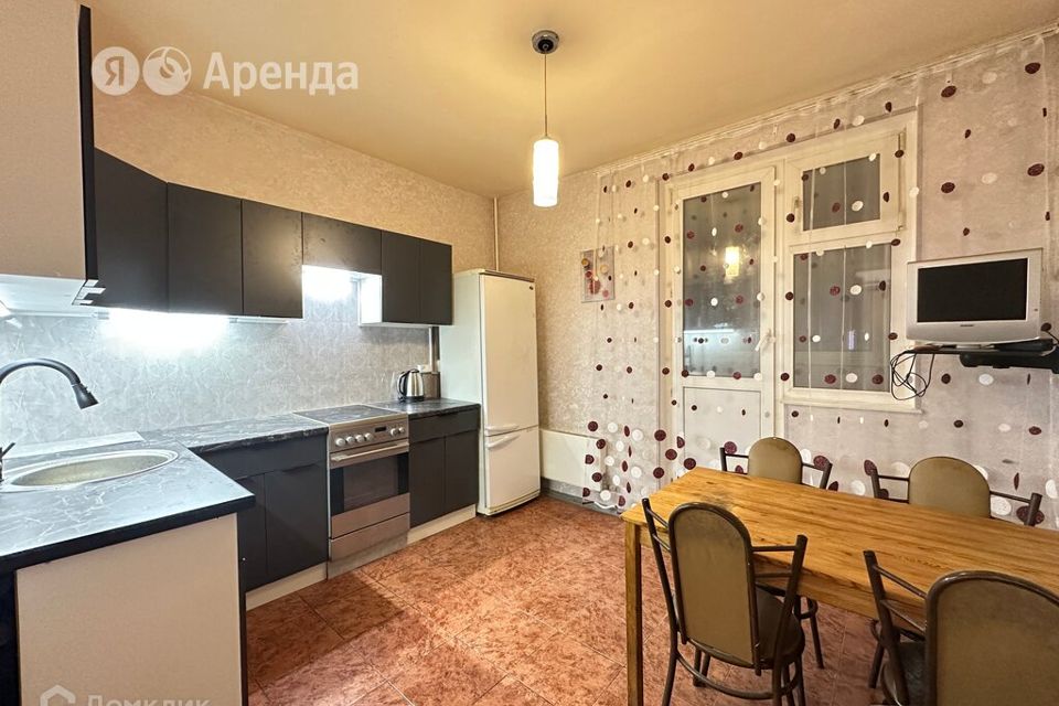 Сдаётся 3-комнатная квартира, 77 м²