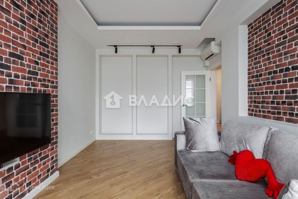Продаётся 3-комнатная квартира, 96.9 м²