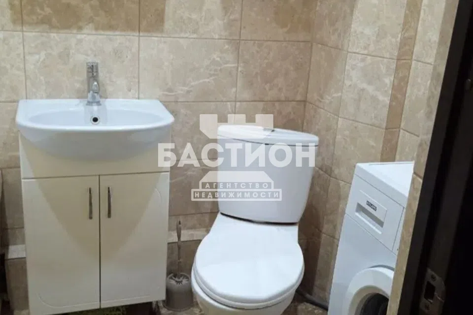 Продаётся 3-комнатная квартира, 61.9 м²